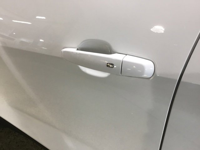 Used 2025 Chevrolet Blazer LT image 11