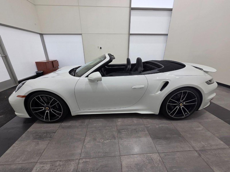 Used 2025 Porsche 911 Turbo AWD/4WD image 2