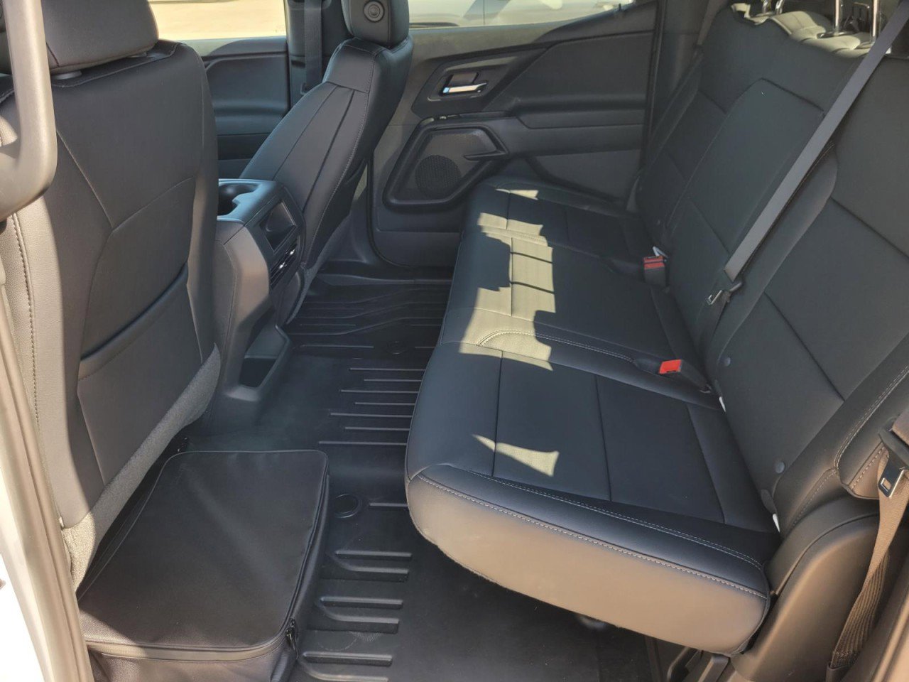 New 2025 Chevrolet Silverado EV W/T image 18