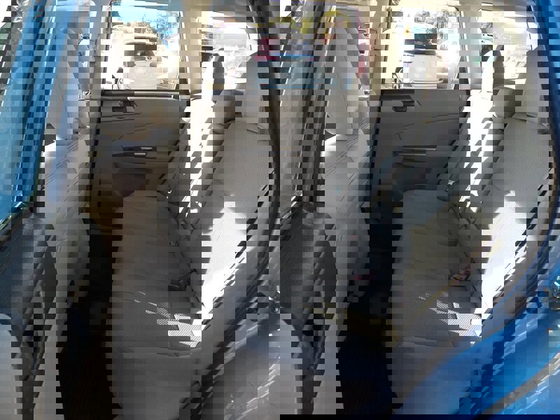 Used 2011 Subaru Forester 2.5X w/ Alloy Wheel Value Pkg image 11