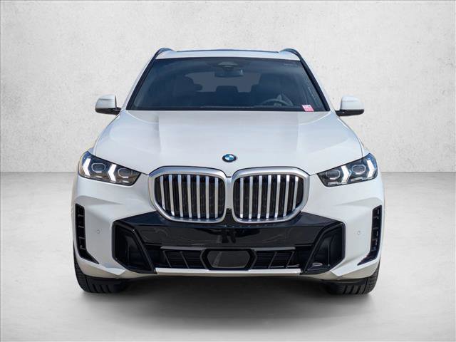 New 2026 BMW X5 sDrive40i image 6