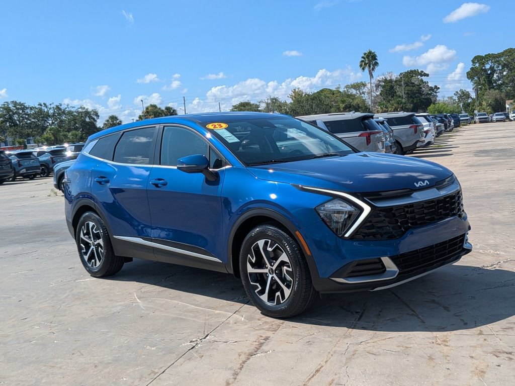 Certified 2023 Kia Sportage EX FWD image 2