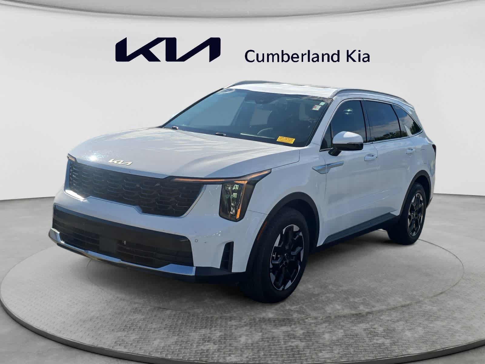 Used 2025 Kia Sorento S FWD image 1
