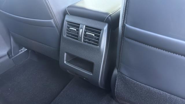 New 2026 Mitsubishi Outlander SE FWD image 24