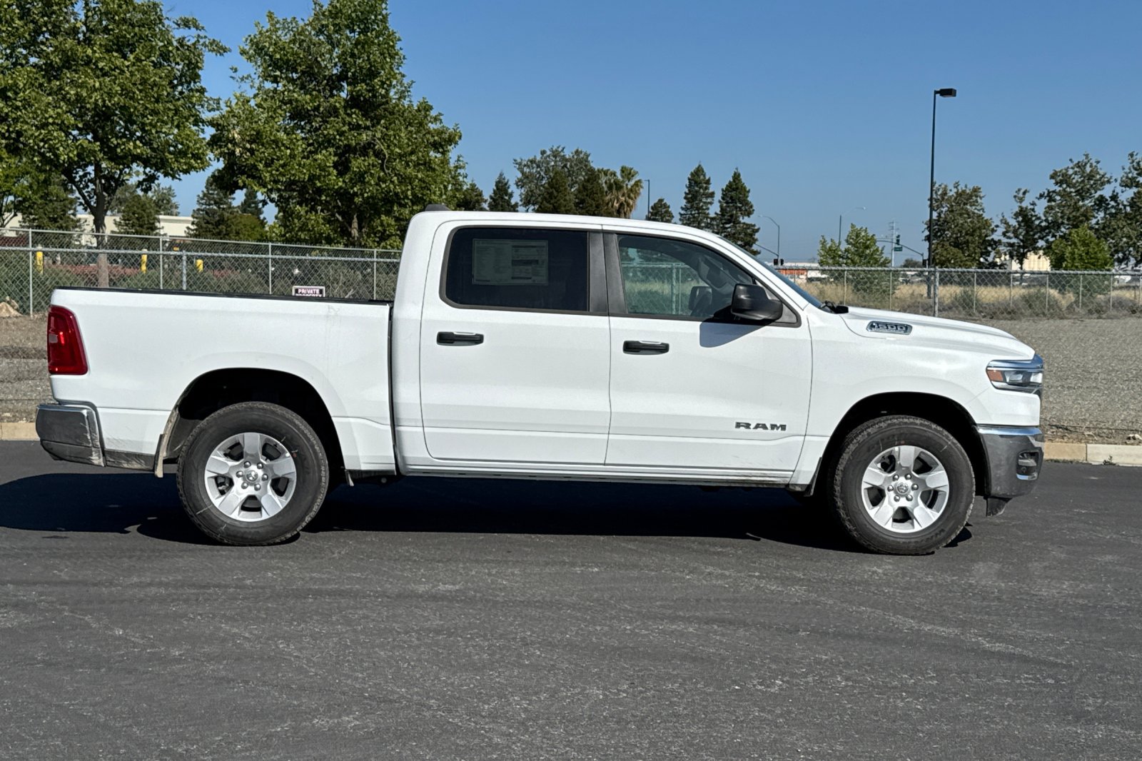 New 2026 RAM 1500 Big Horn AWD/4WD image 2
