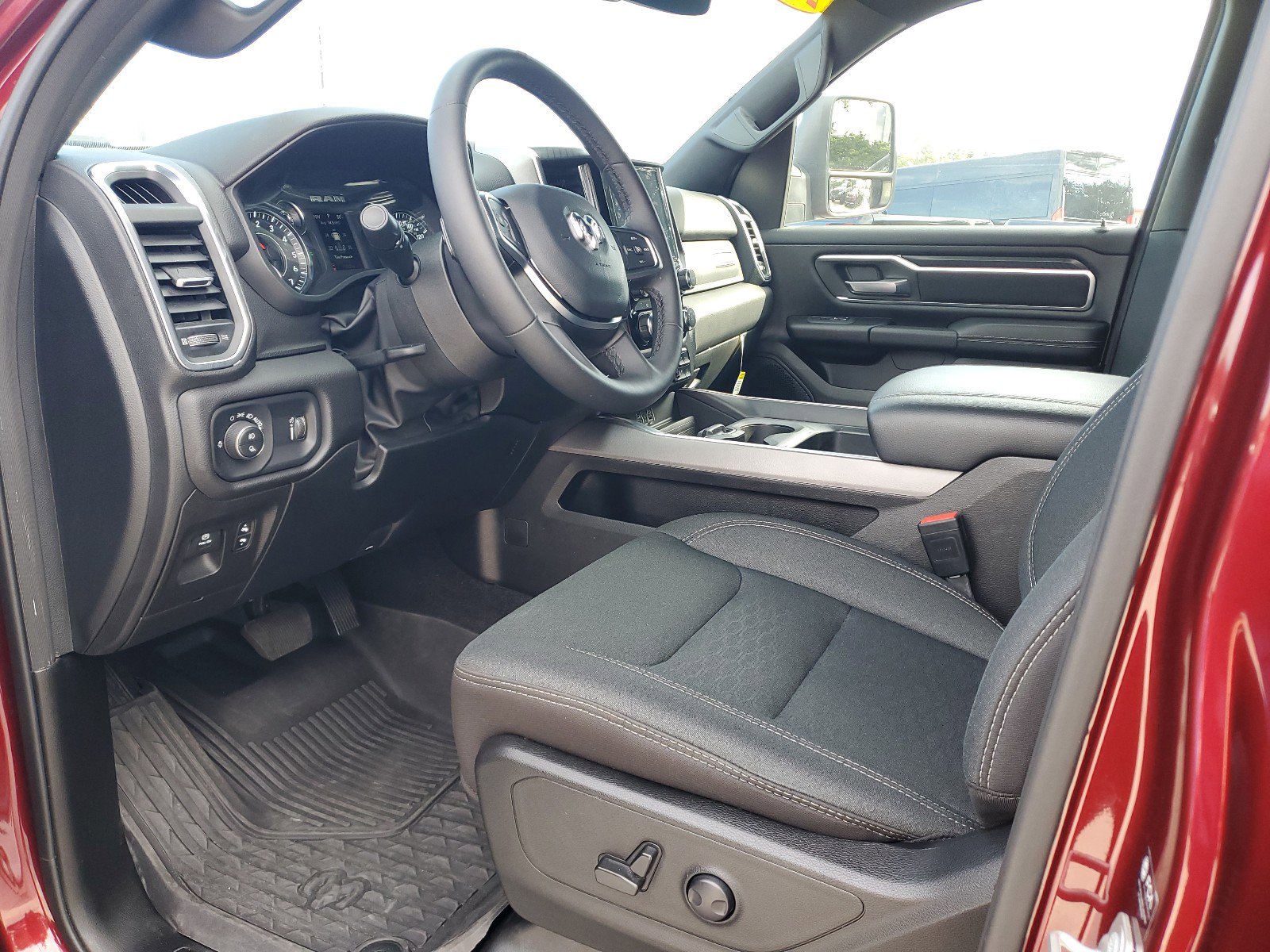 Certified 2025 RAM 1500 Big Horn image 19