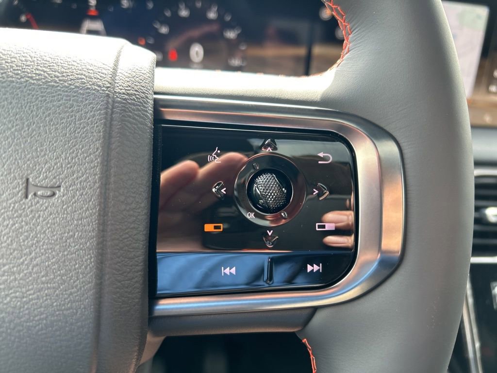 New 2025 Nissan Armada PRO-4X w/ Pro-4X Premium Package image 23