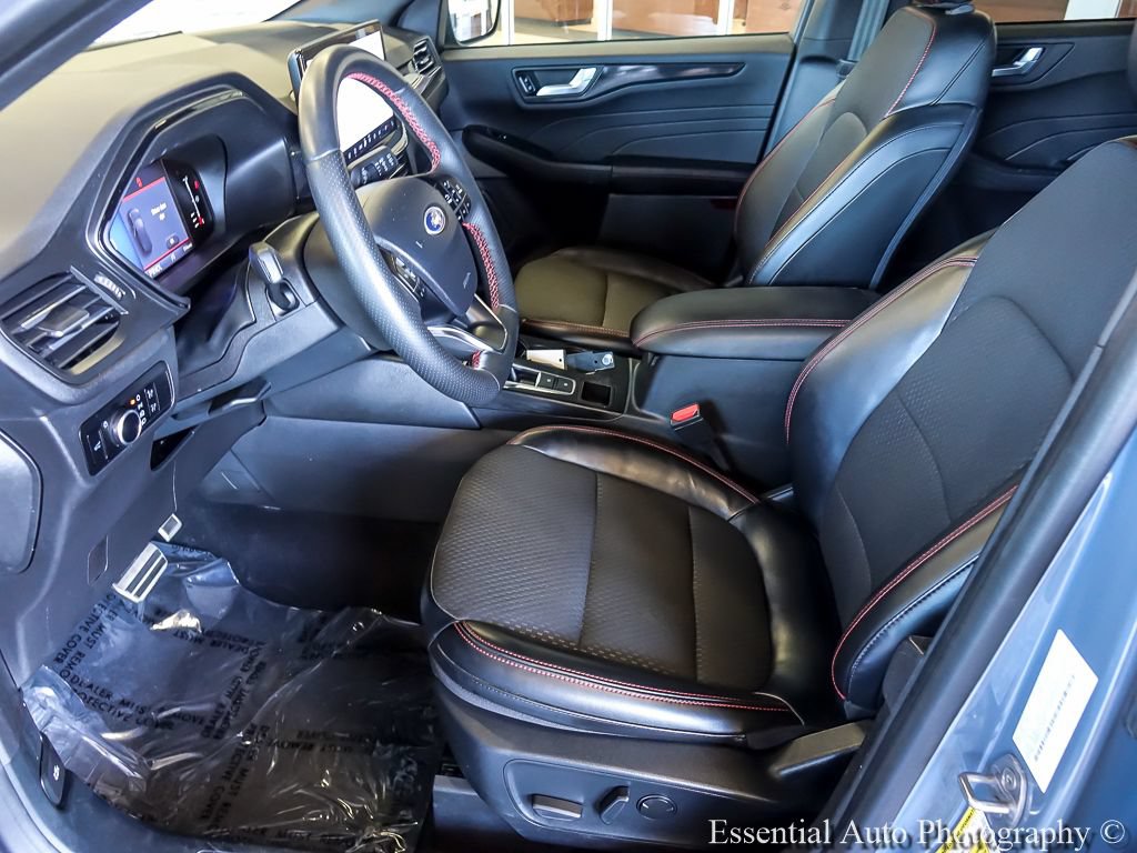 Certified 2024 Ford Escape ST-Line w/ Tech Pack #1 FWD image 9