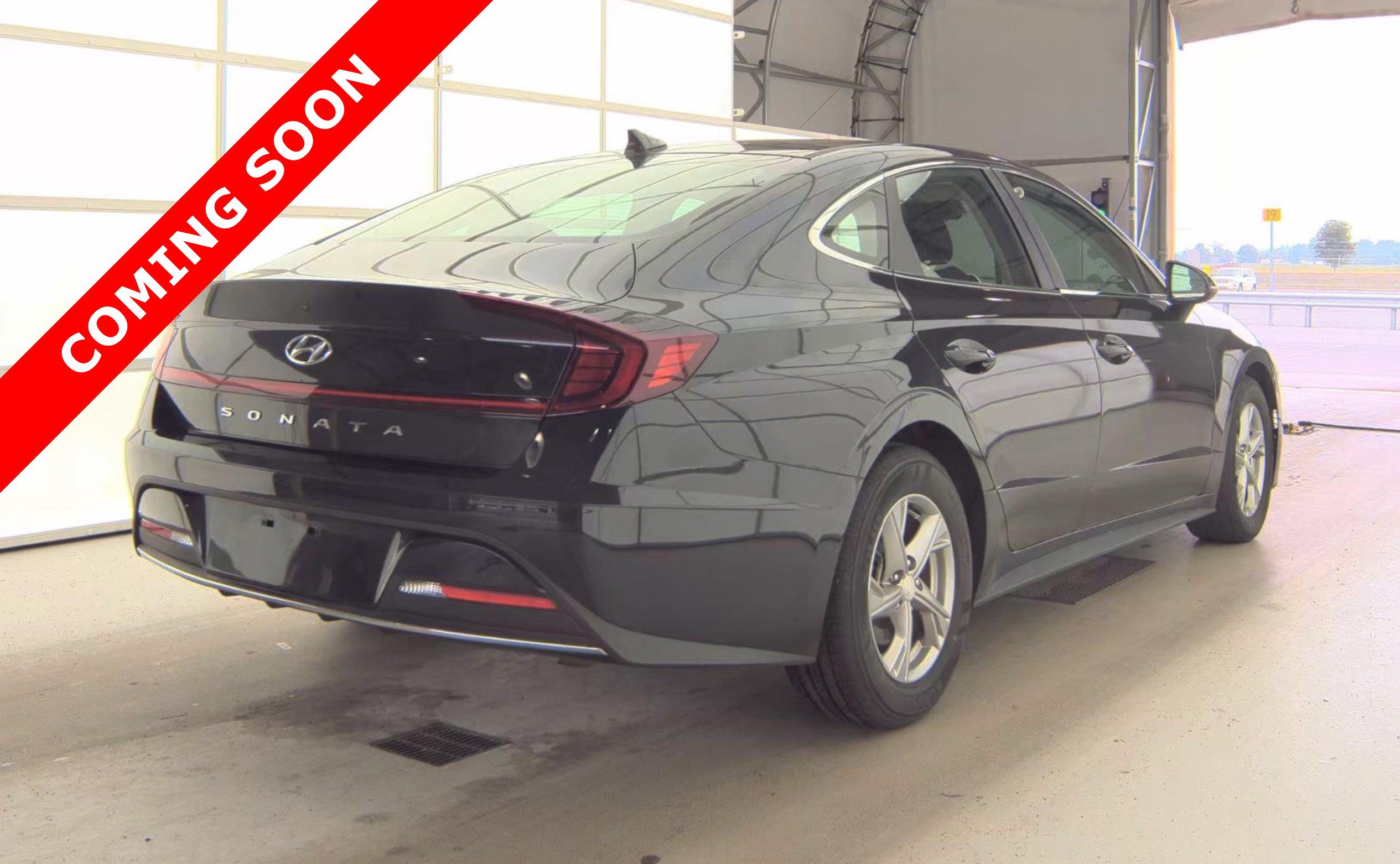 Used 2023 Hyundai Sonata SE FWD image 5
