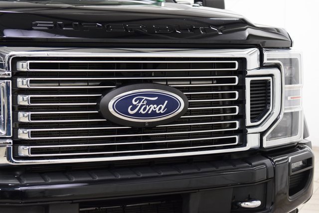 Used 2022 Ford F450 Platinum w/ FX4 Off-Road Package image 11