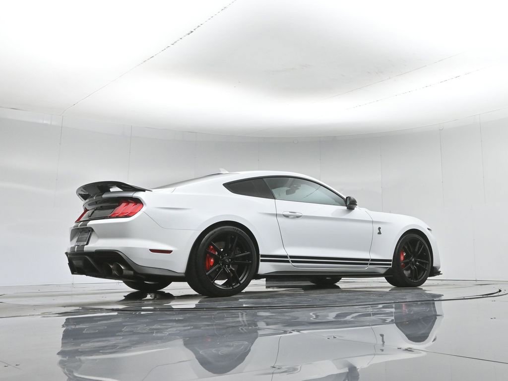 Used 2022 Ford Mustang Shelby GT500 w/ Technology Package RWD image 48