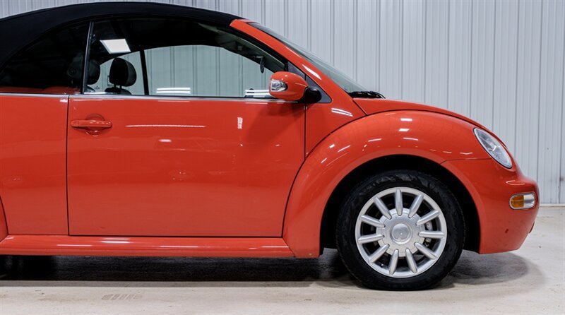 Used 2004 Volkswagen Beetle GLS FWD image 23