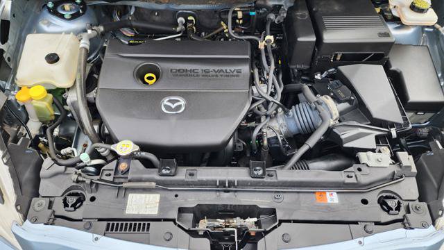 Used 2012 MAZDA MAZDA5 Sport FWD image 25