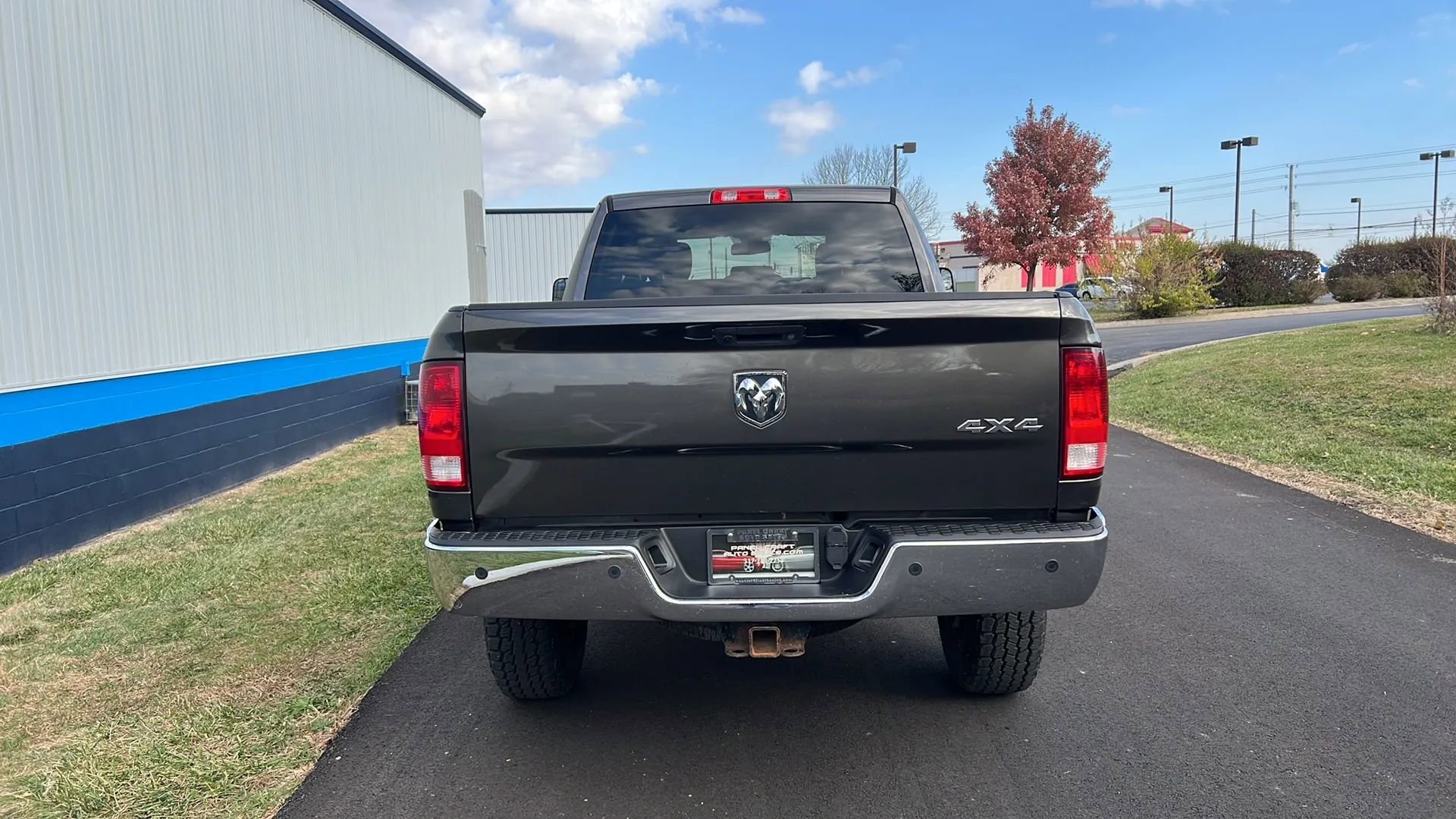 Used 2017 RAM 2500 Tradesman w/ Chrome Appearance Group image 25