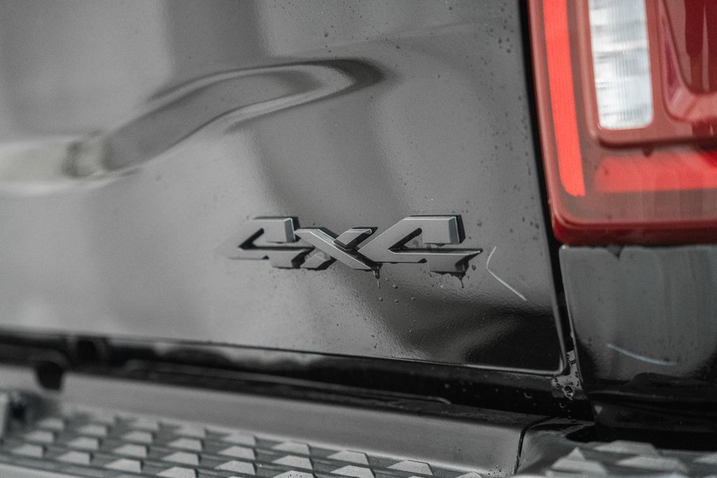 New 2026 RAM 2500 Limited AWD/4WD image 8