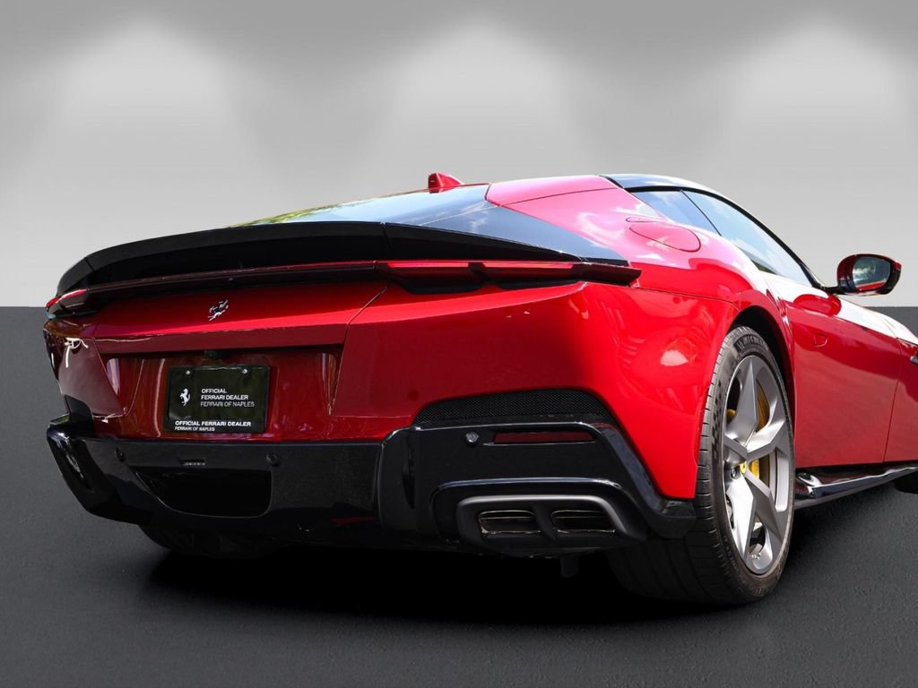 Certified 2025 Ferrari 12Cilindri RWD image 17
