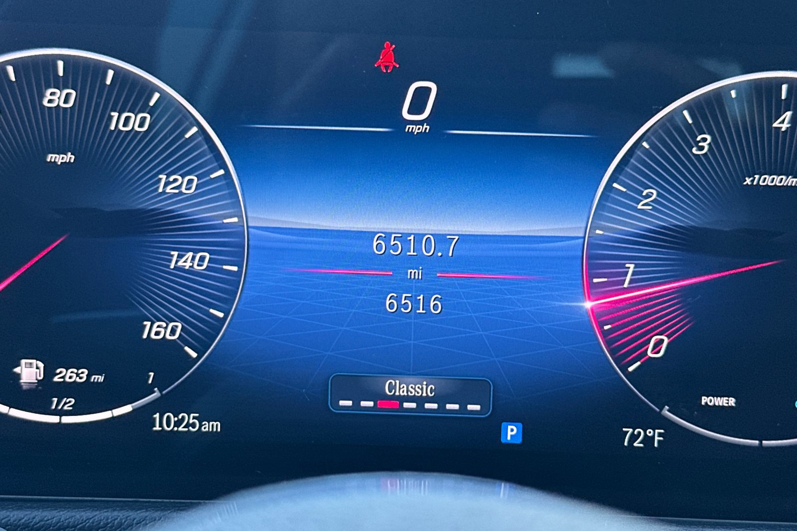 Certified 2025 Mercedes-Benz GLB 250 4MATIC image 28