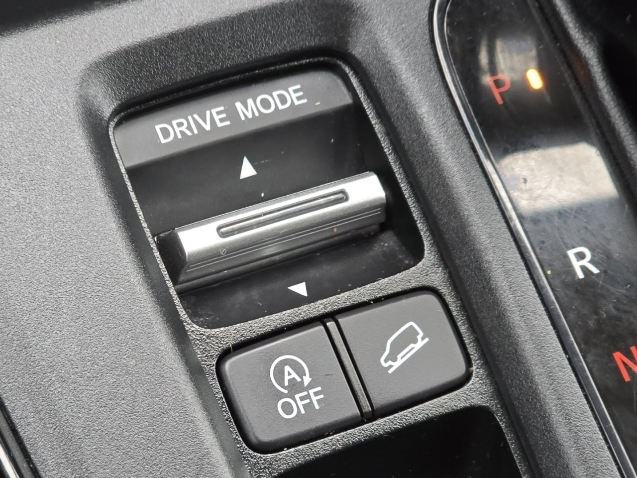 Used 2024 Honda CR-V LX image 7