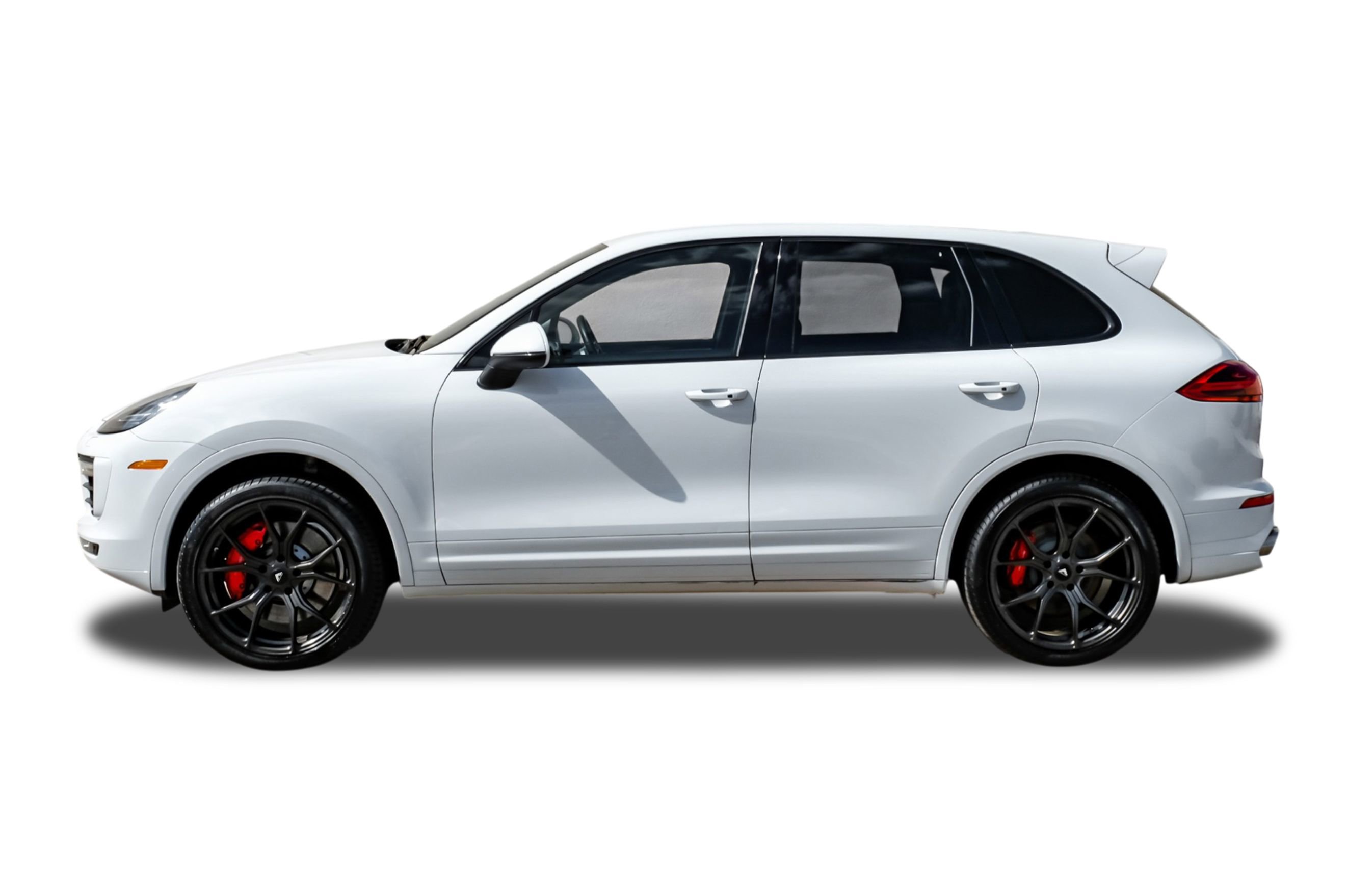 Used 2015 Porsche Cayenne Turbo w/ Premium Plus Package AWD/4WD image 8