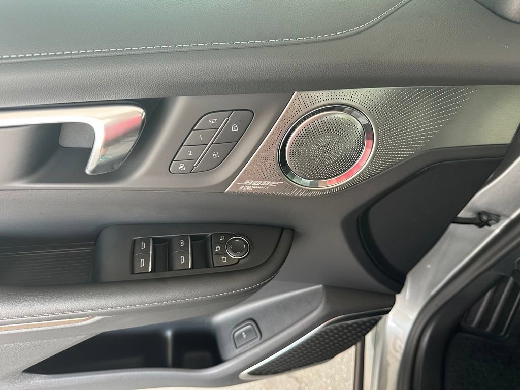 New 2026 Buick Enclave Avenir w/ Super Cruise Package FWD image 11