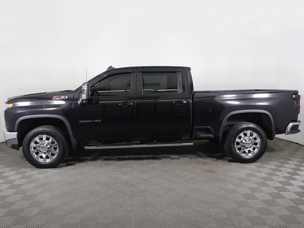 Used 2023 Chevrolet Silverado 3500 LT w/ Convenience Package image 16