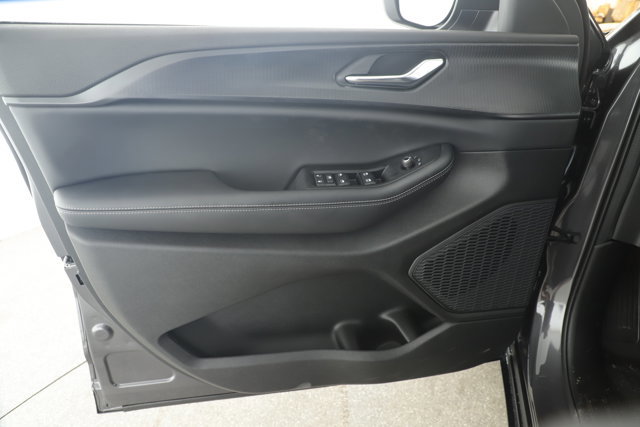 New 2025 Jeep Grand Cherokee L Laredo w/ Luxury Tech Group I image 8