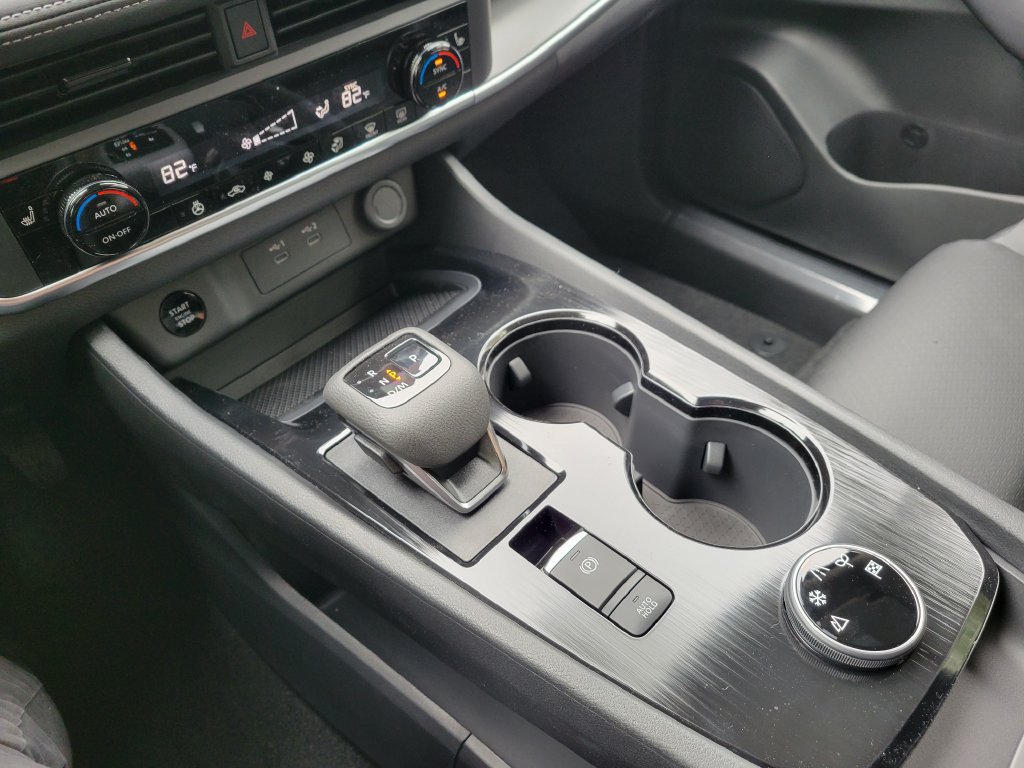New 2026 Nissan Rogue Dark Armor AWD/4WD image 8