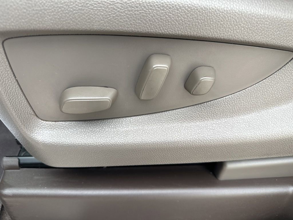 Used 2020 GMC Yukon Denali w/ Denali Ultimate Package image 19