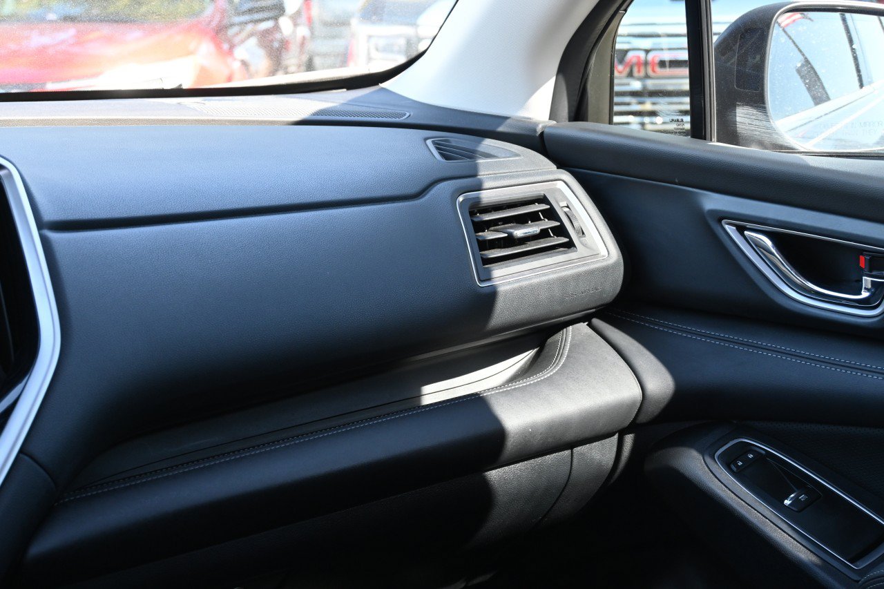 Used 2023 Subaru Ascent Limited w/ Technology Package AWD/4WD image 8