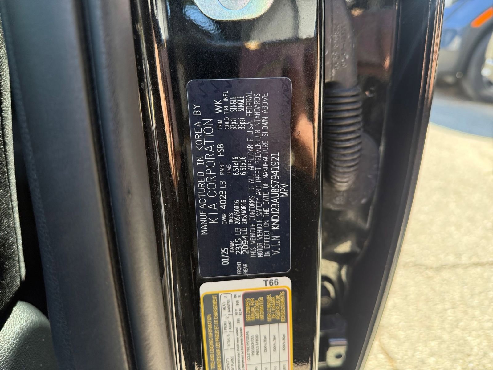 Used 2025 Kia Soul LX w/ LX Technology Package image 24