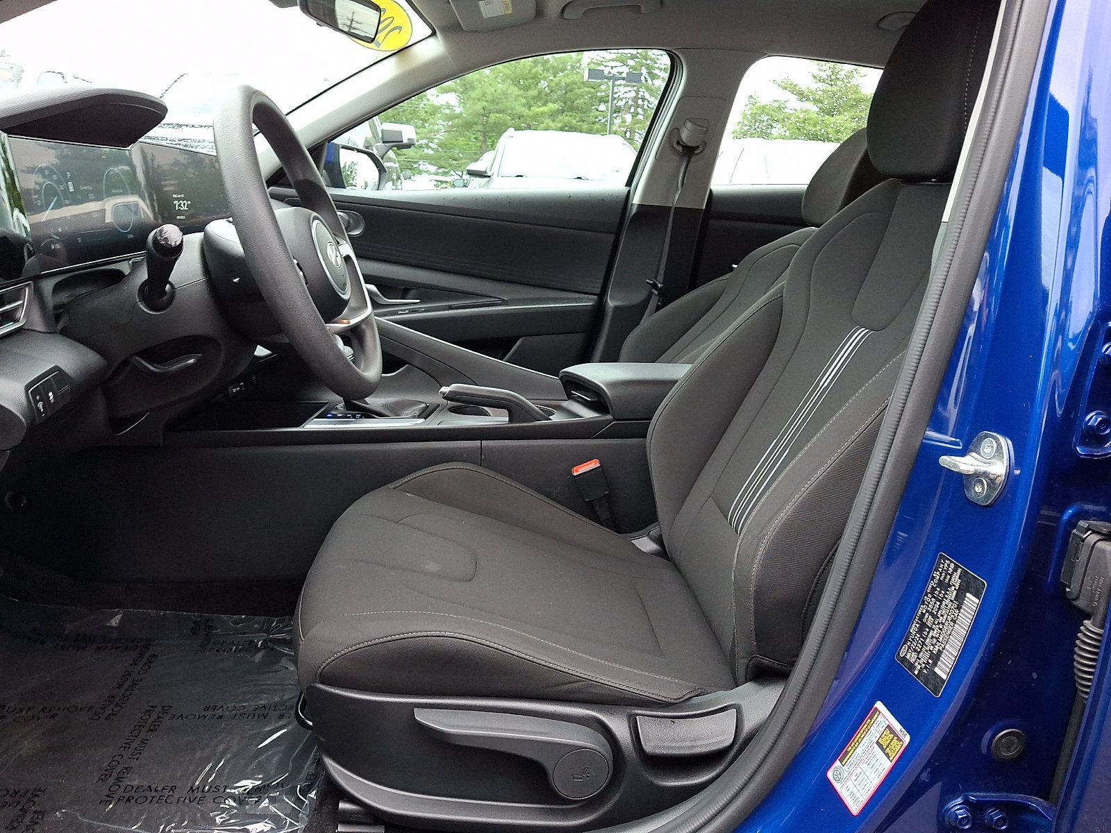 Used 2024 Hyundai Elantra SEL FWD image 14