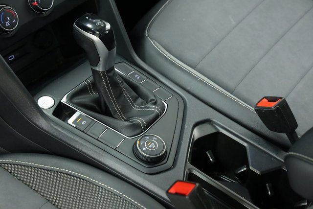 Certified 2022 Volkswagen Taos SE w/ Panoramic Sunroof Package image 28