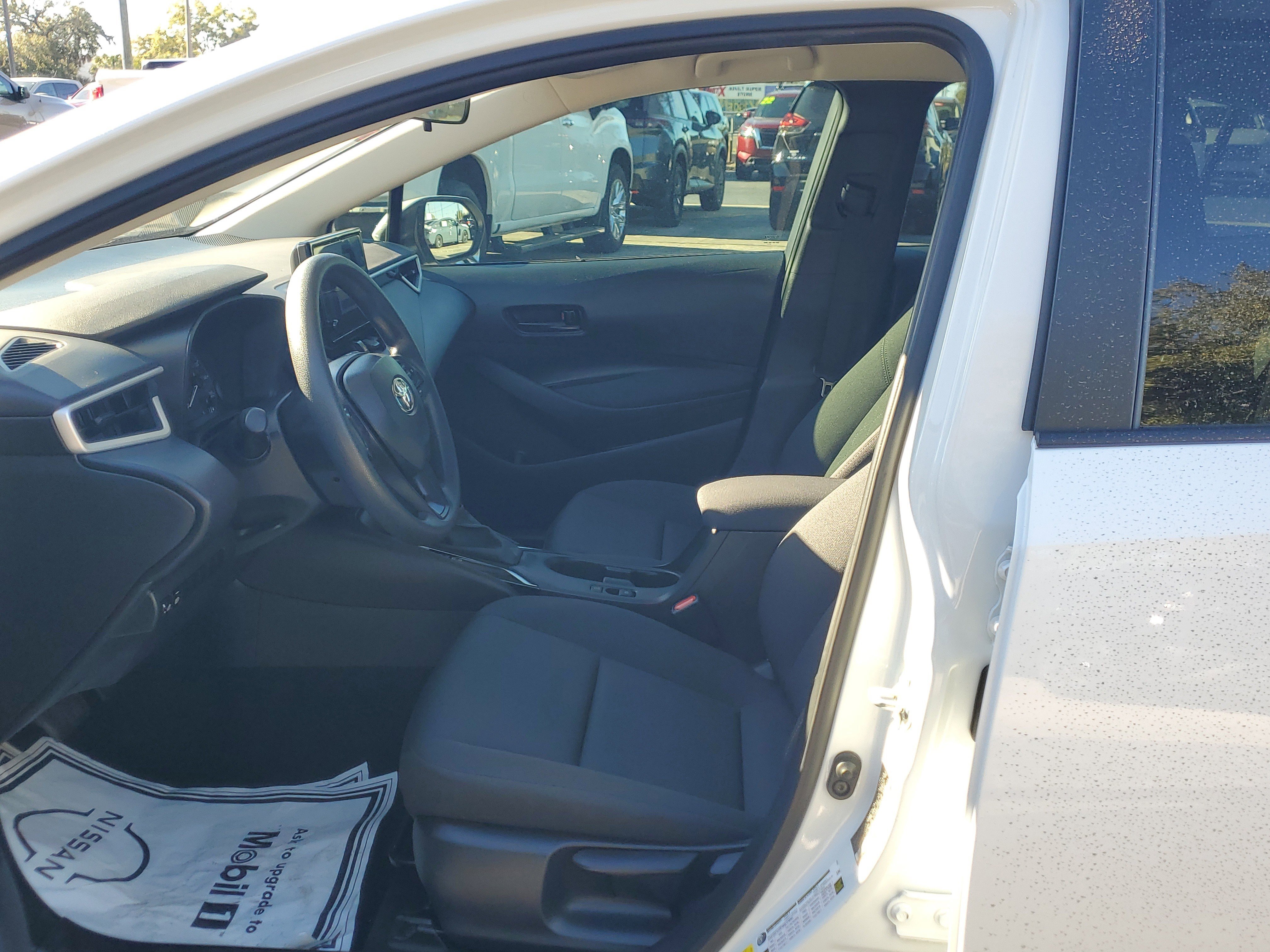 Used 2024 Toyota Corolla LE image 19