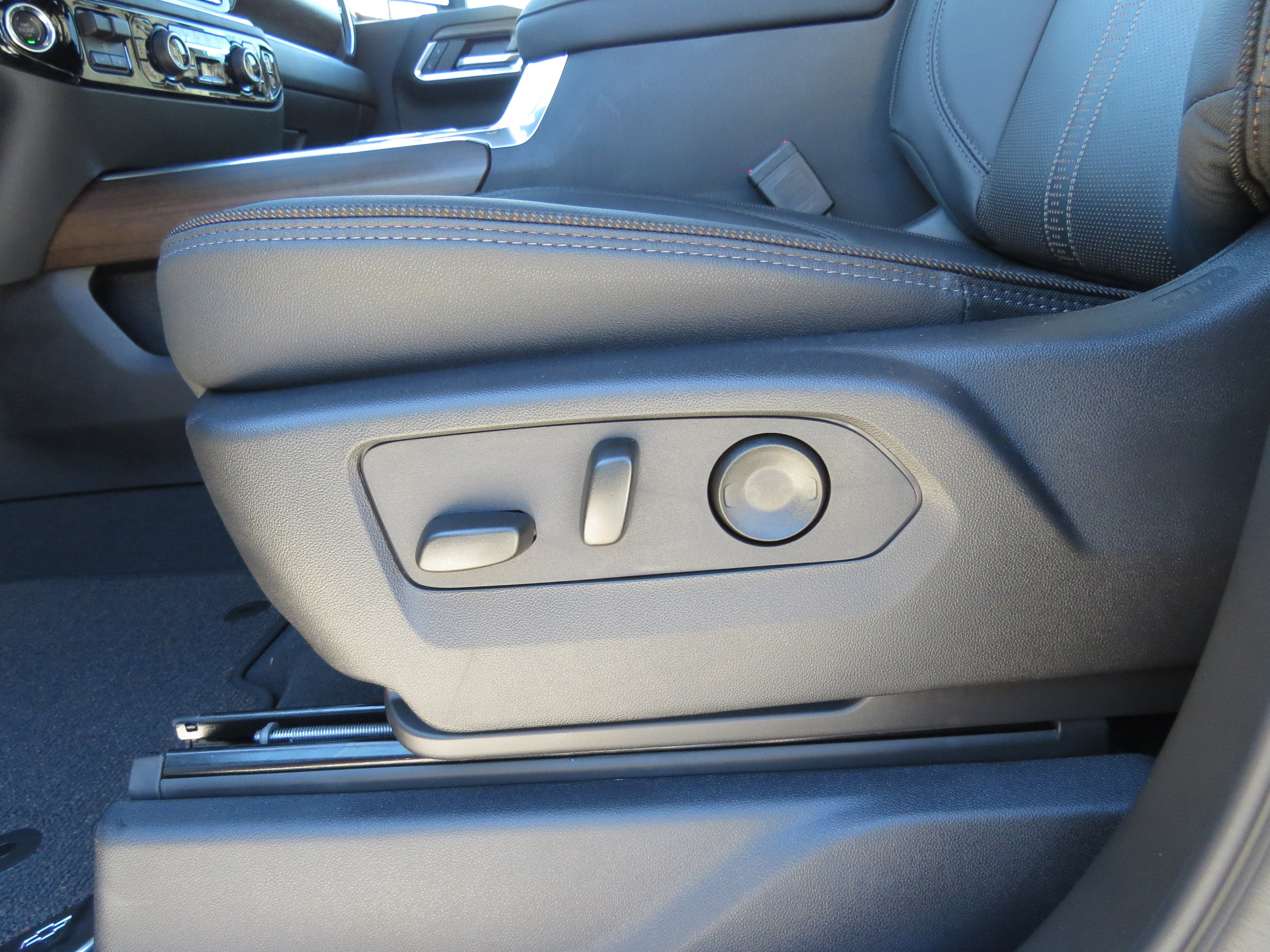 New 2026 Chevrolet Silverado 2500 High Country w/ High Country Premium Package image 19