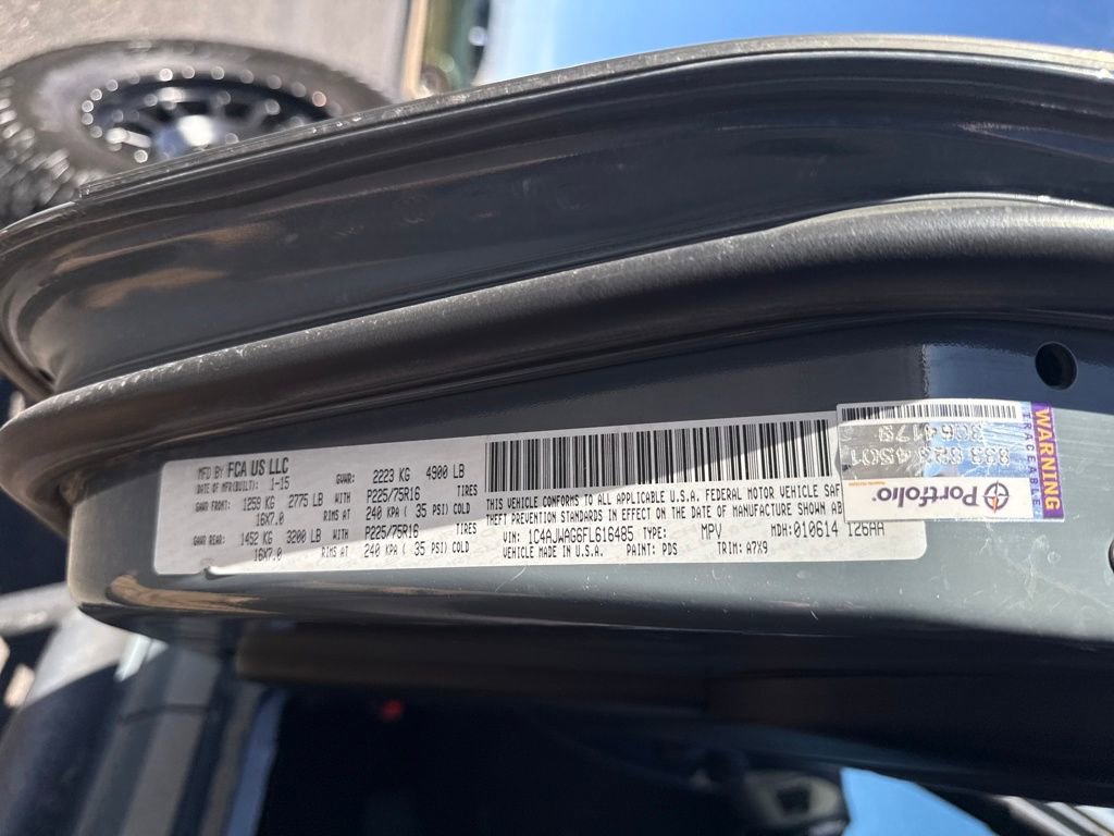 Used 2015 Jeep Wrangler Sport image 24