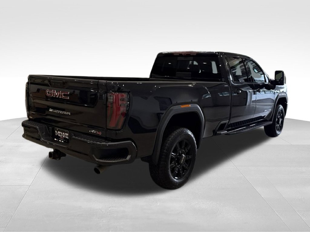 Used 2024 GMC Sierra 3500 AT4 AWD/4WD image 7