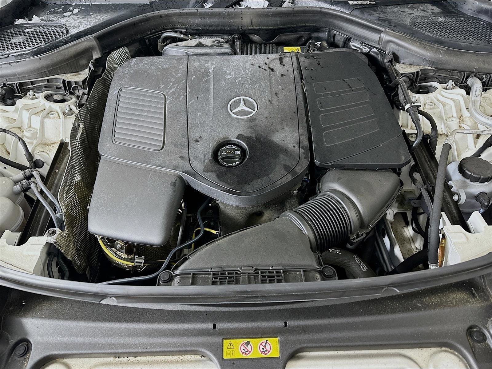 Certified 2024 Mercedes-Benz GLC 300 4MATIC image 10