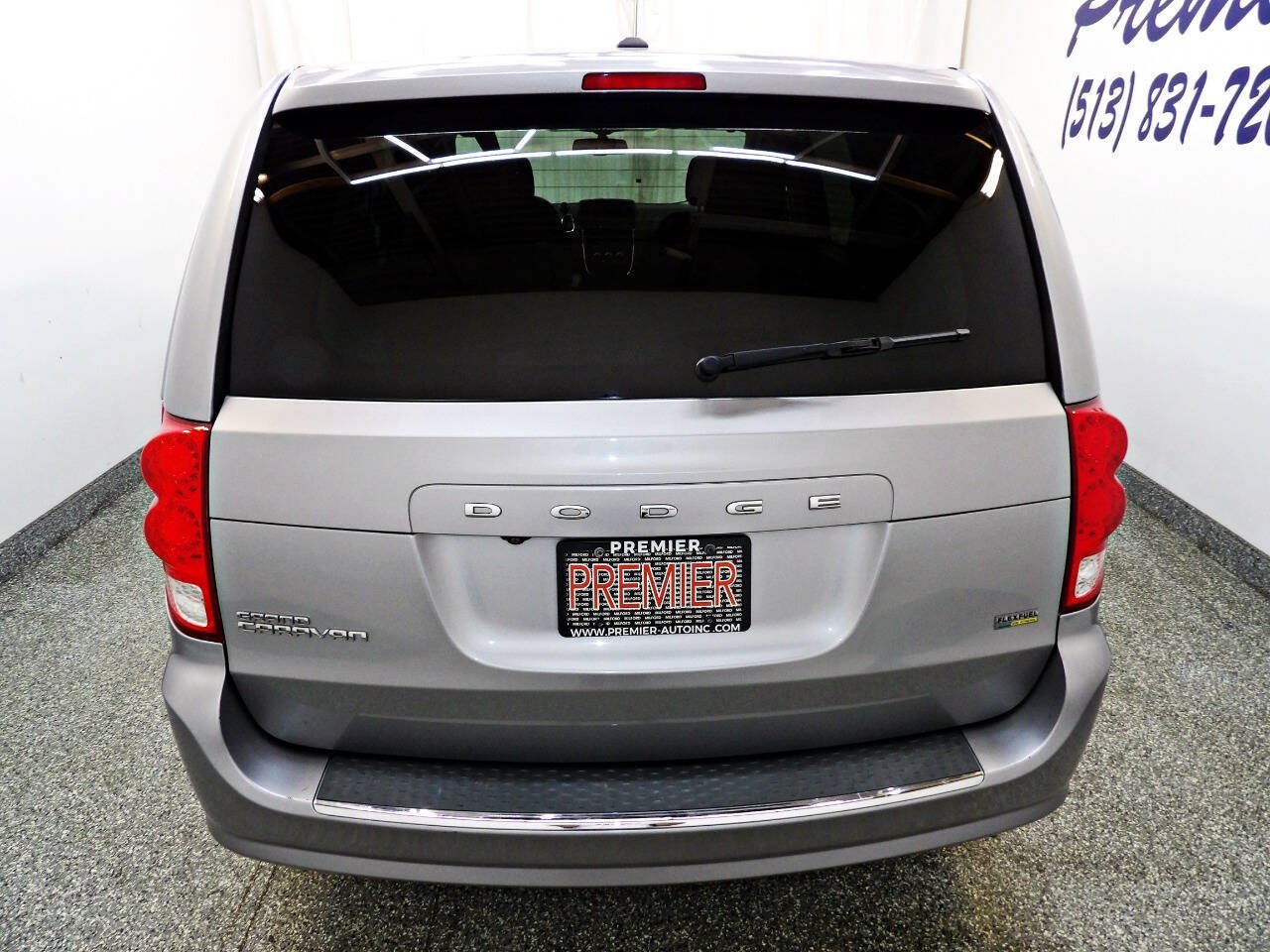Used 2018 Dodge Grand Caravan SE w/ UConnect Hands-Free Group FWD image 5