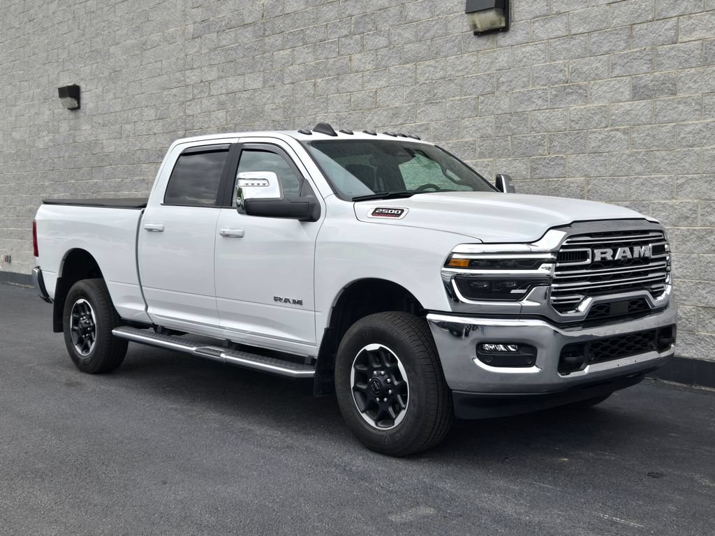 Used 2025 RAM 2500 Laramie AWD/4WD image 7