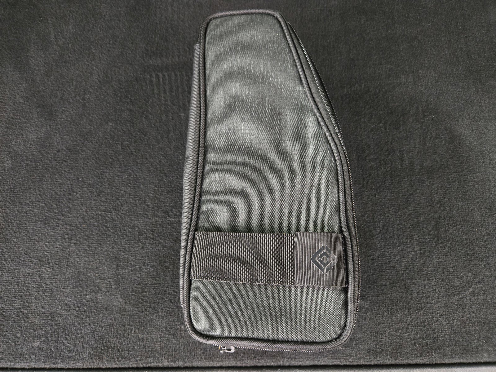 Used 2024 Rivian R1S Adventure image 33