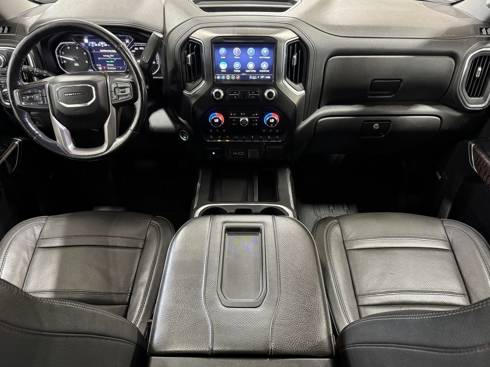 Used 2022 GMC Sierra 2500 Denali w/ Denali Ultimate Package AWD/4WD image 2