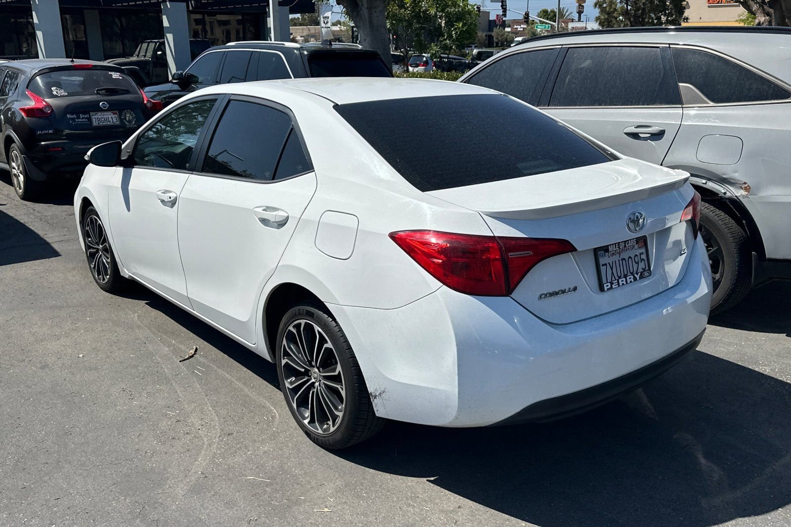 Used 2017 Toyota Corolla SE w/ Carpet Mat Package (TMS) image 4