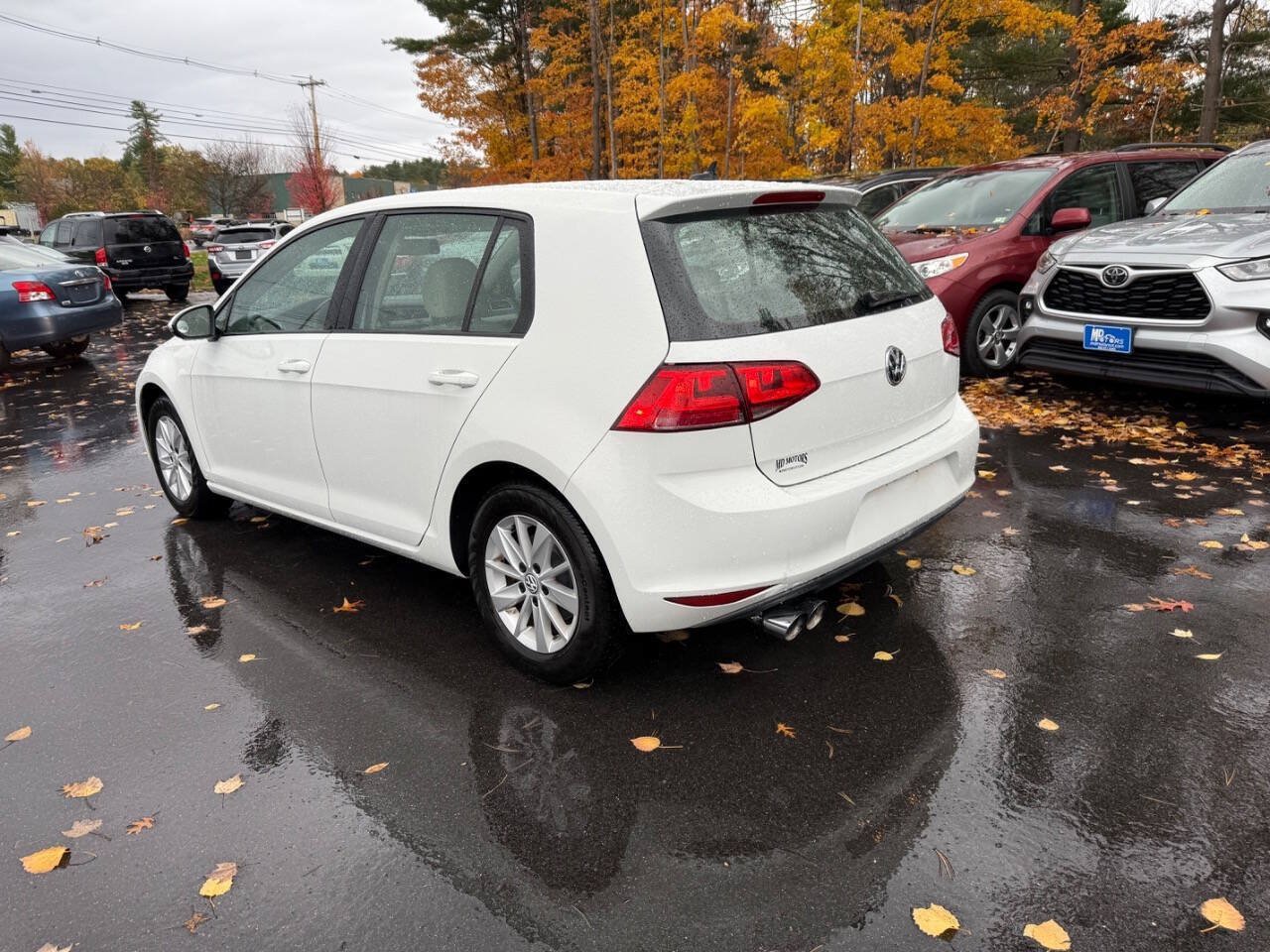 Used 2015 Volkswagen Golf S FWD image 8