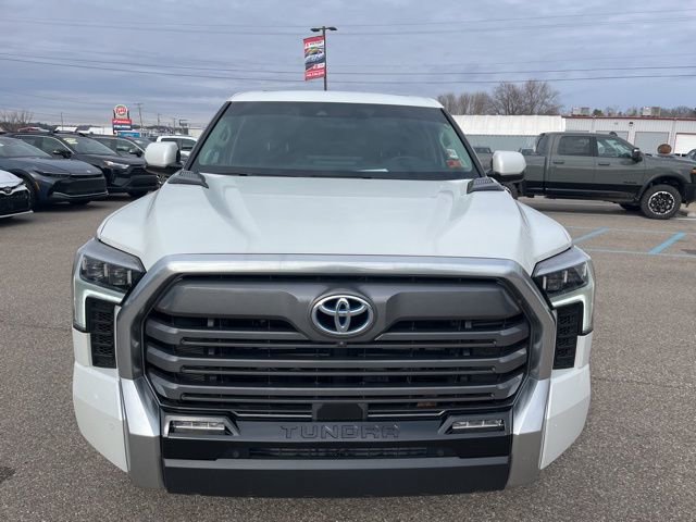 Used 2023 Toyota Tundra Limited image 2