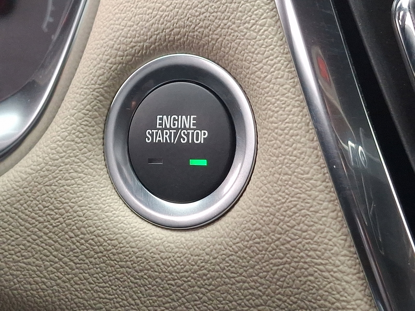 Used 2024 Chevrolet Traverse LS w/ Safety Package image 25