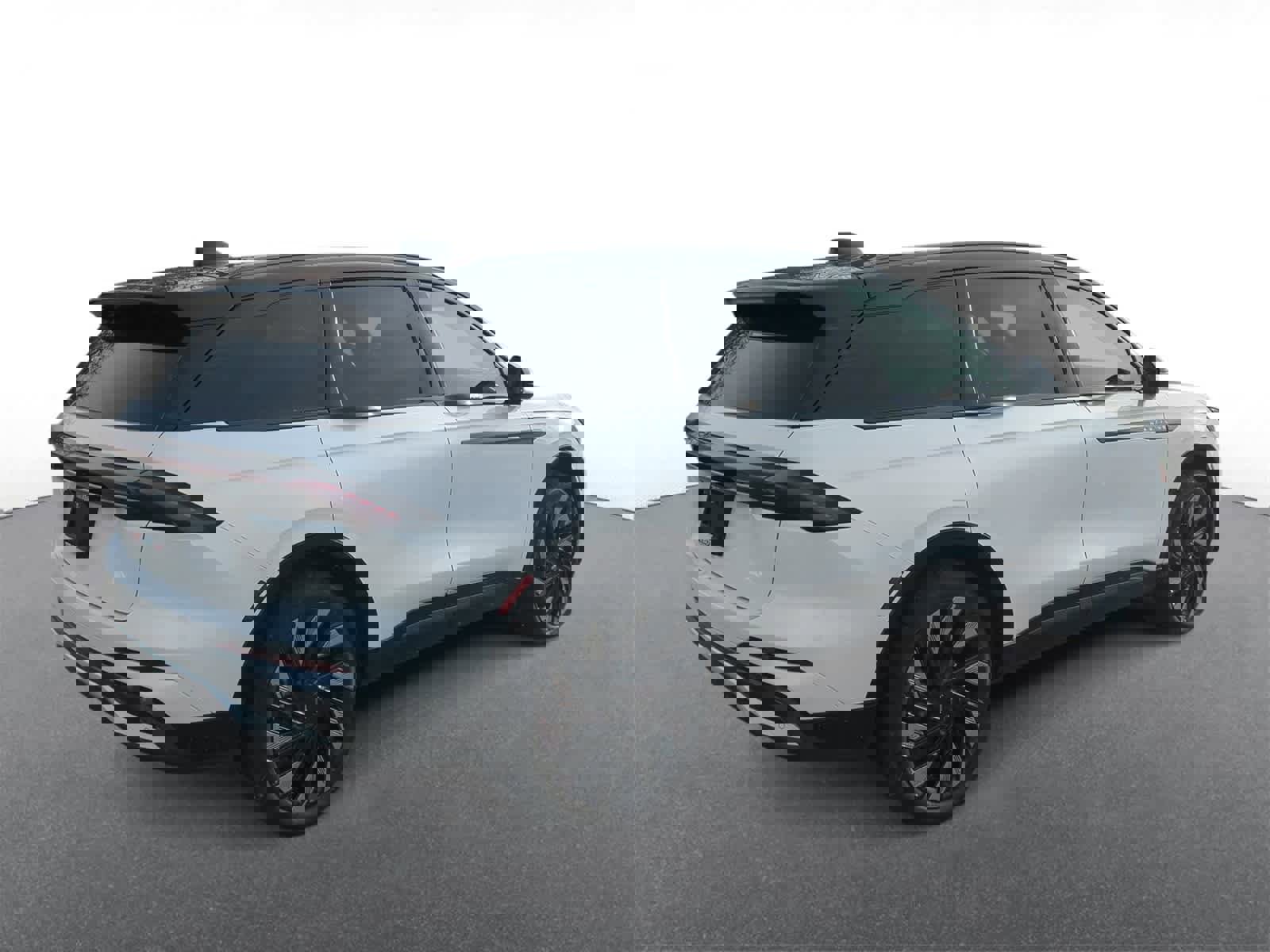 Used 2025 Lincoln Nautilus Reserve w/ Jet Appearance Package image 8