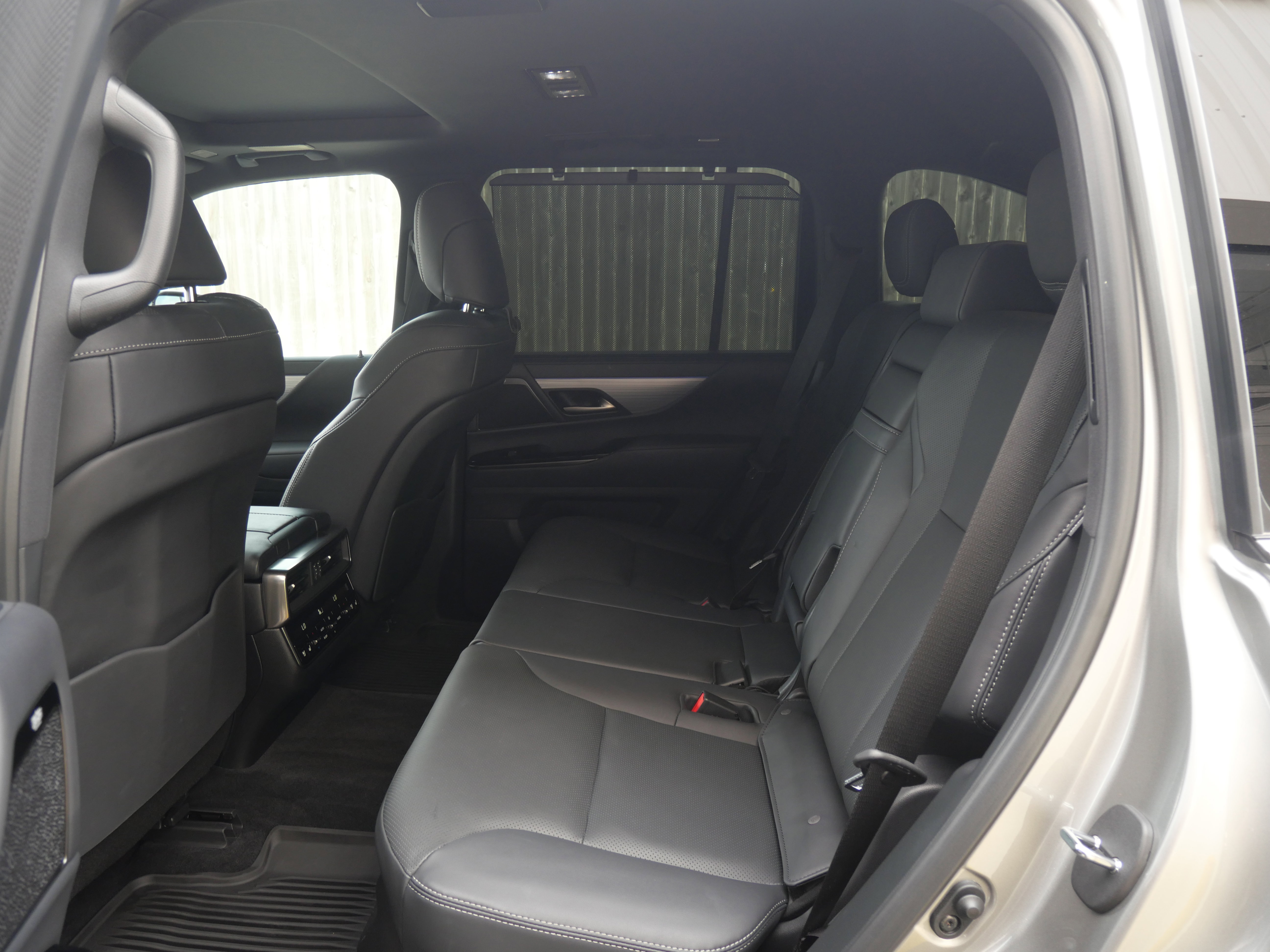 Used 2023 Lexus LX 600 F Sport image 9