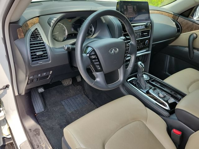Used 2023 INFINITI QX80 Premium Select w/ Cargo Package RWD image 9