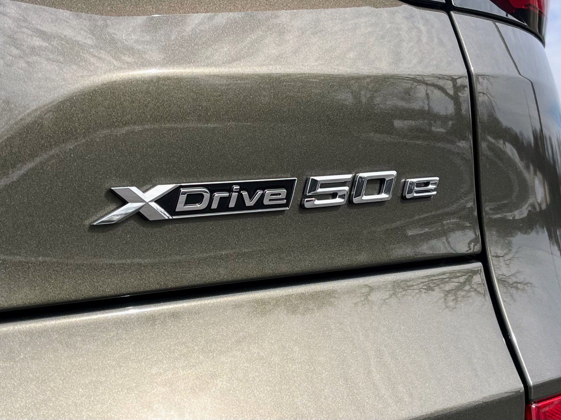 Used 2024 BMW X5 xDrive50e w/ M Sport Package AWD/4WD image 15