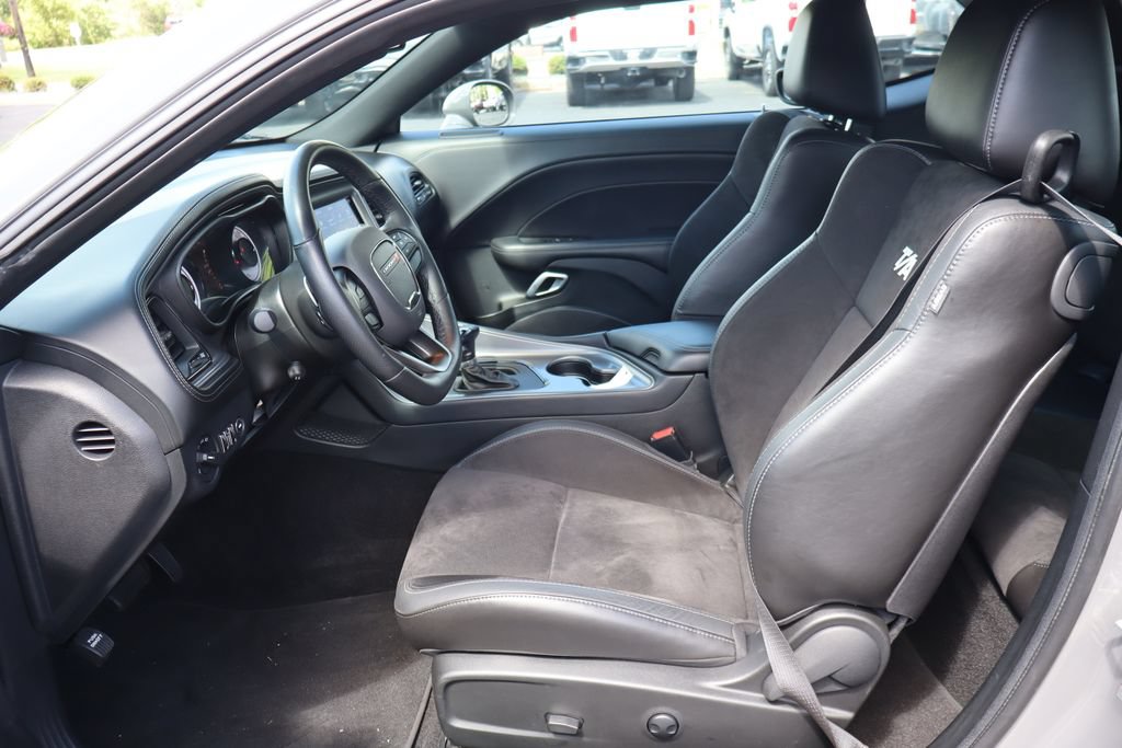 Used 2023 Dodge Challenger R/T Scat Pack RWD image 4